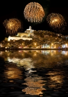 Feuerwerk über Ibiza